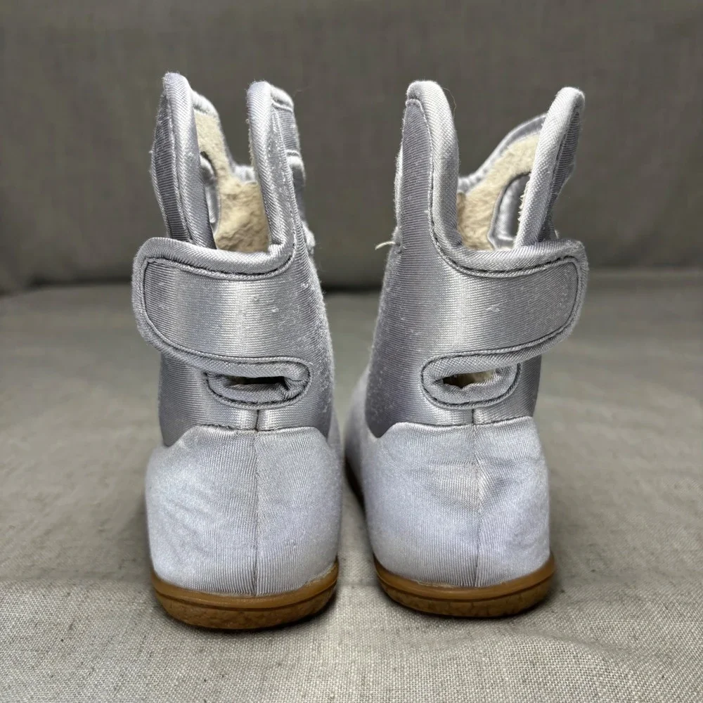 Bogs Baby Boots Silver Satin Waterproof Insulated Winter Boots Toddler Size 8